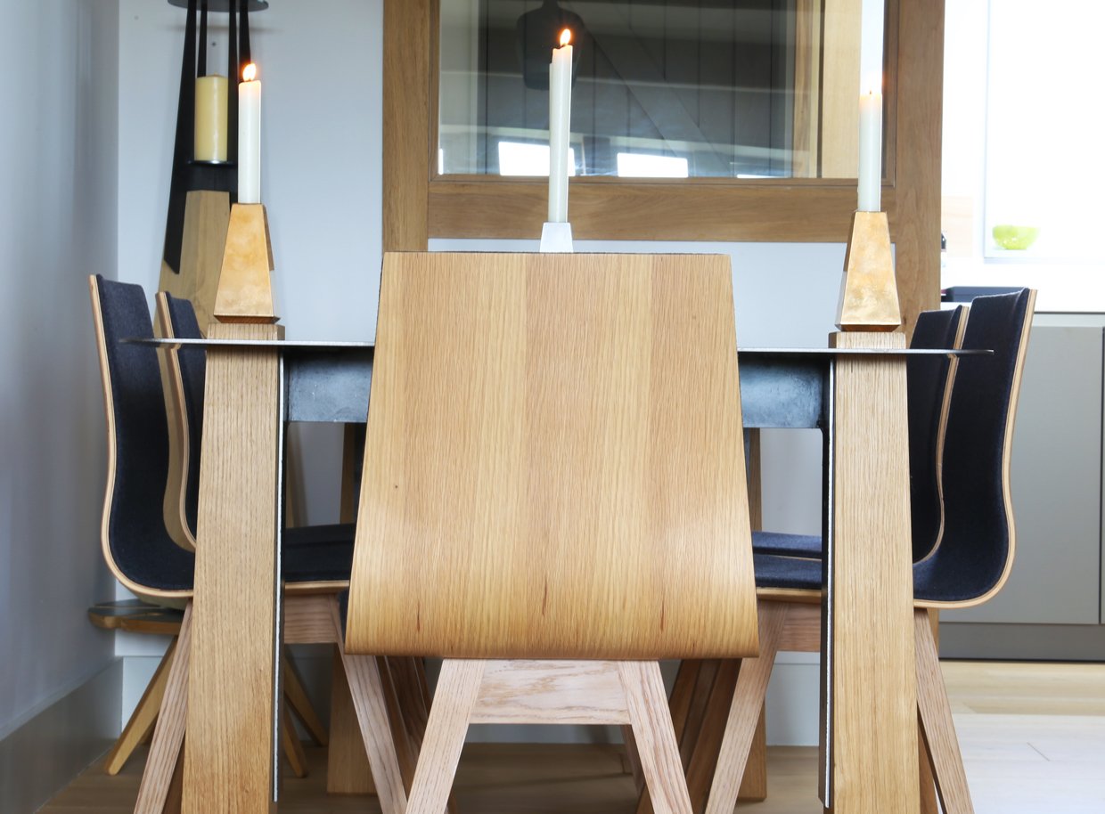 End Profile view of DELPH Dining Table by DYEHOUSE